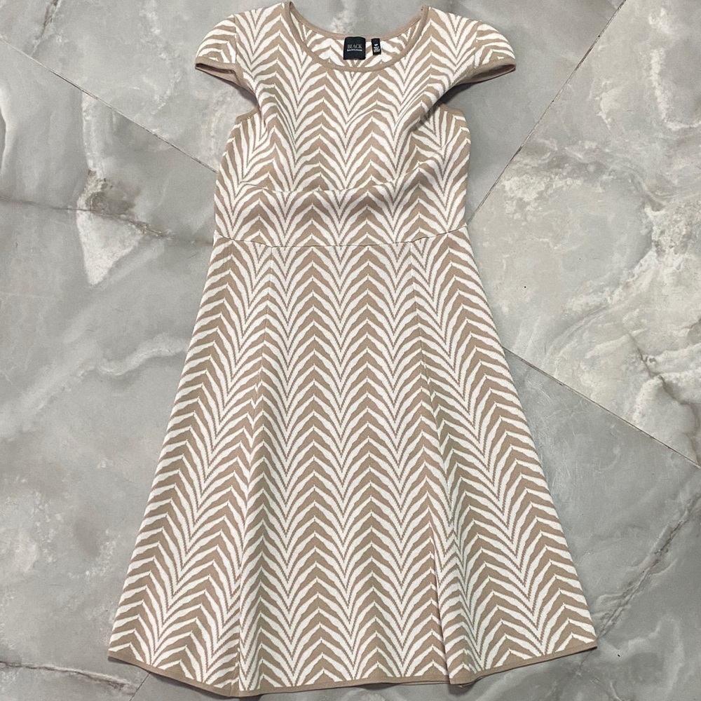 Sack fifth Ave Tan and White Chevron Midi Dress